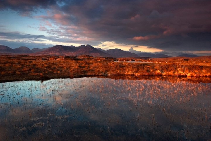 0c8ceec3-6767-4d1d-b043-e31a17358614_connemara-05